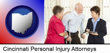 injured person consulting with a personal injury attorney in Cincinnati, OH